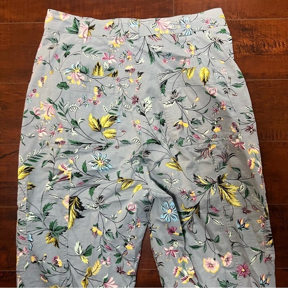 ANTHROPOLOGIE Victoria Floral Cargo Utility Pants High Rise Gray Blue Size 4 - Picture 8 of 14